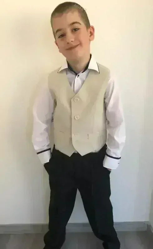 Chlapčenské elegantné nohavice čierne(98-182)