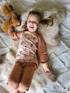 Dievčenské bavlnené slovenské pyžamo veľk.104, 110